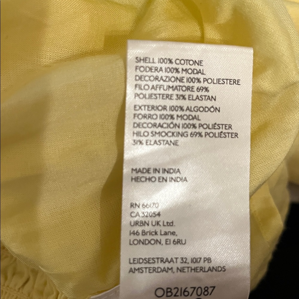 Anthropology (Medium $Yellow Smocked Puff Sleeve Floral Dress( blue floral) - Picture 4 of 5